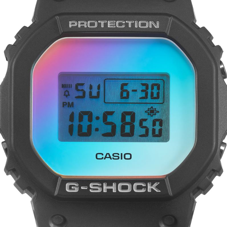 Casio G-Shock (DW5600SR-1)