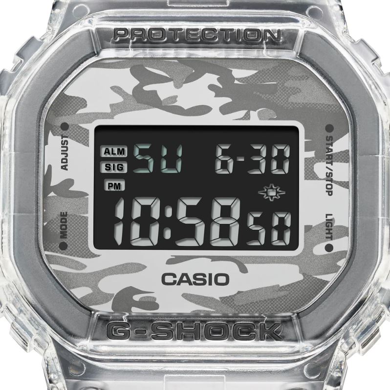 Casio G-Shock (DW5600SKC-1)