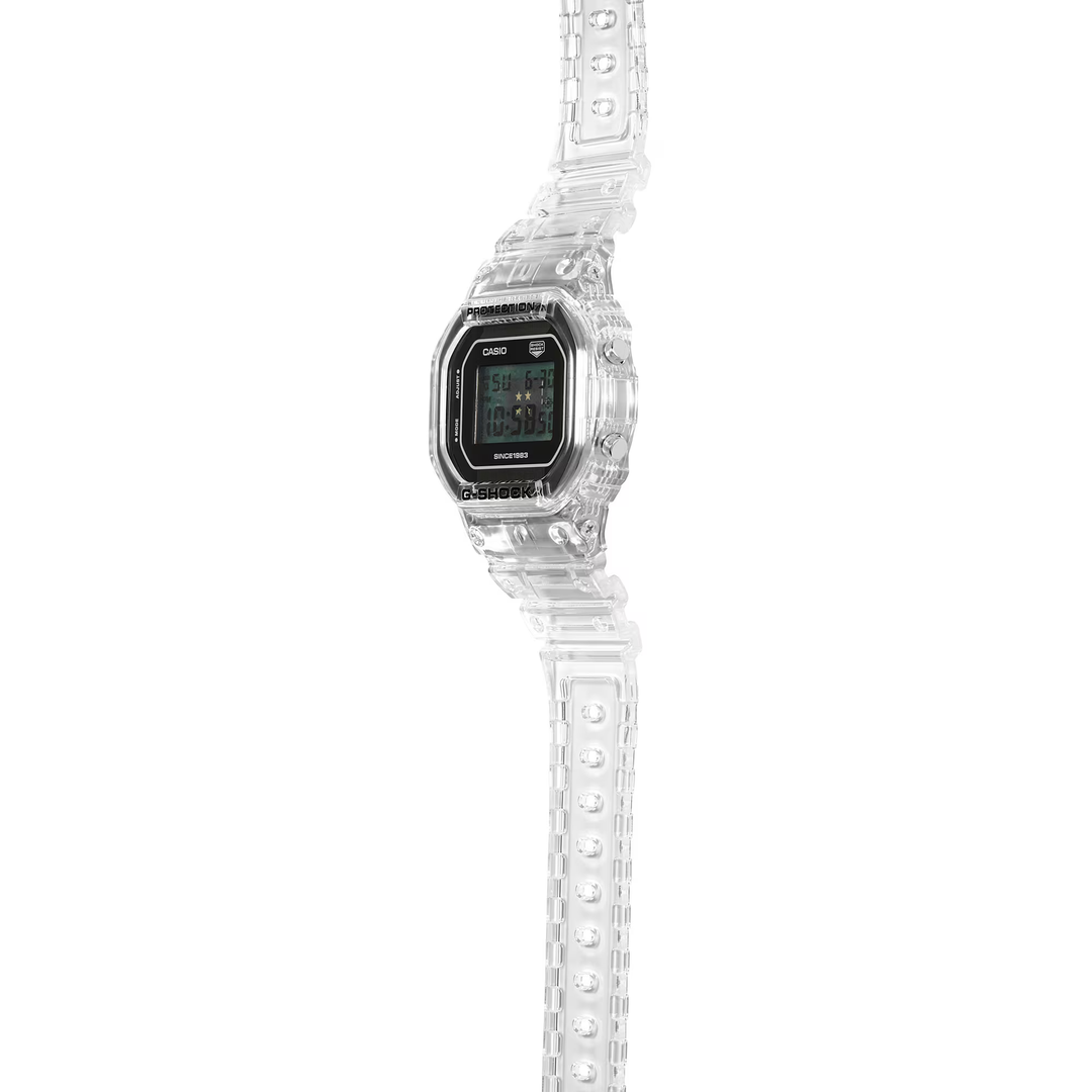 Casio G-Shock X 40th Anniversary CLEAR REMIX (DW-5040RX-7)