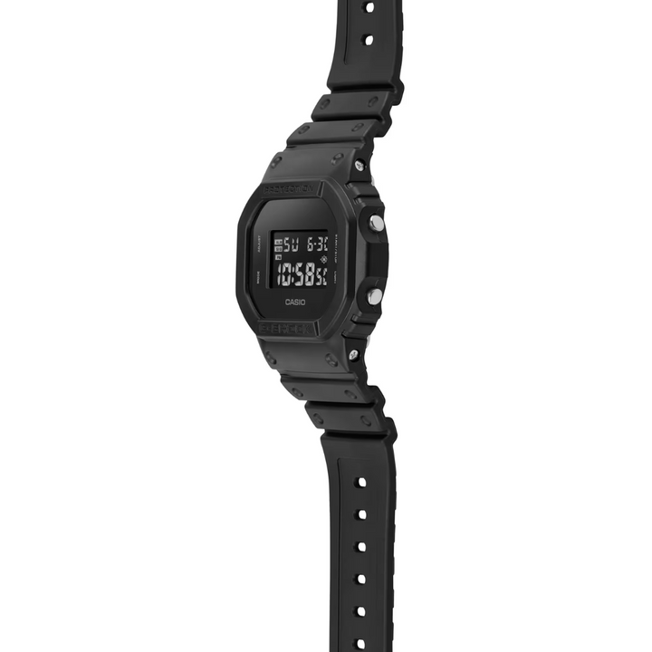 Casio G-Shock (DW-5600UBB-1)