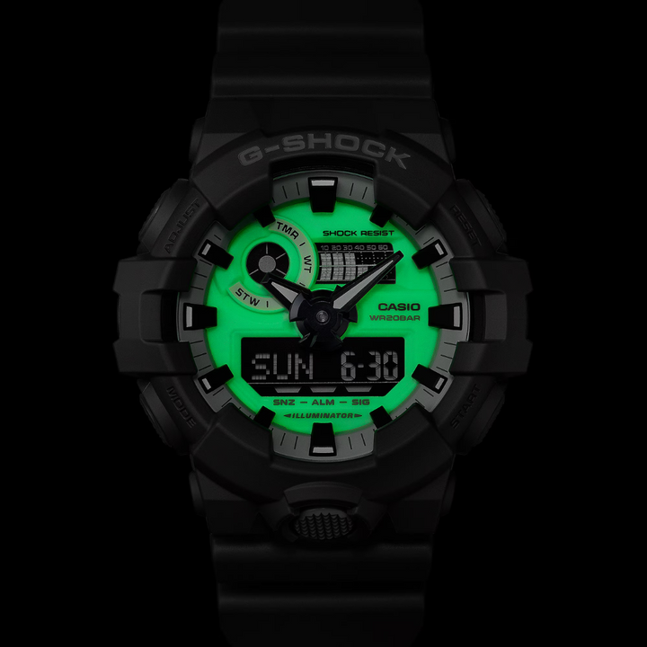 Casio G-Shock (GA-700HD-8A)