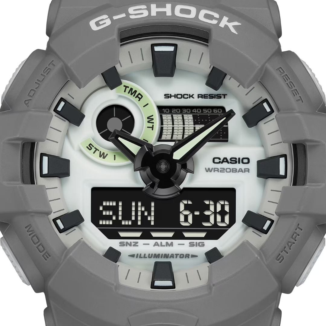 Casio G-Shock (GA-700HD-8A)