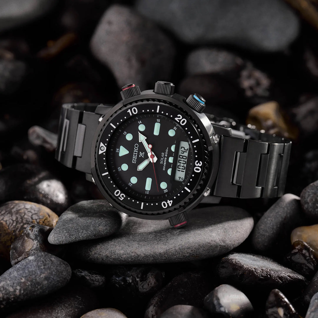 Seiko Prospex X Hybrid Diver's 40th Anniversary (SNJ037P1)